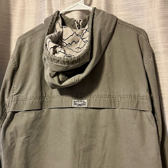 Vans Coat - Picture 4 of 6